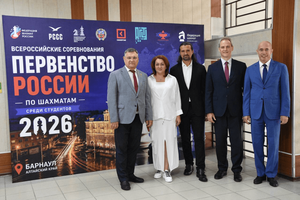 Участники встречи НСШЛ с руководителями вузов Алтайского края в Барнауле